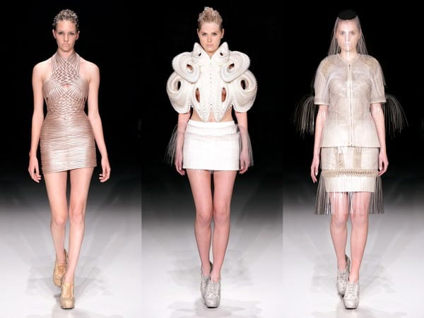 Моделите на АЙРИС ВАН ХЕРПЕН – нормалното не е на мода